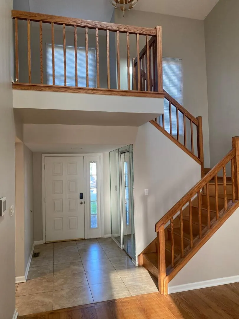 1102 Southbridge Ln, , 60194, USA 60194-Schaumburg-IL