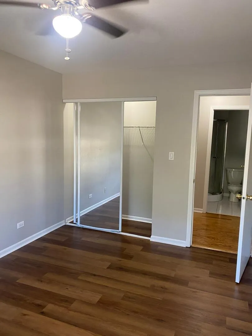 1102 Southbridge Ln, , 60194, USA 60194-Schaumburg-IL