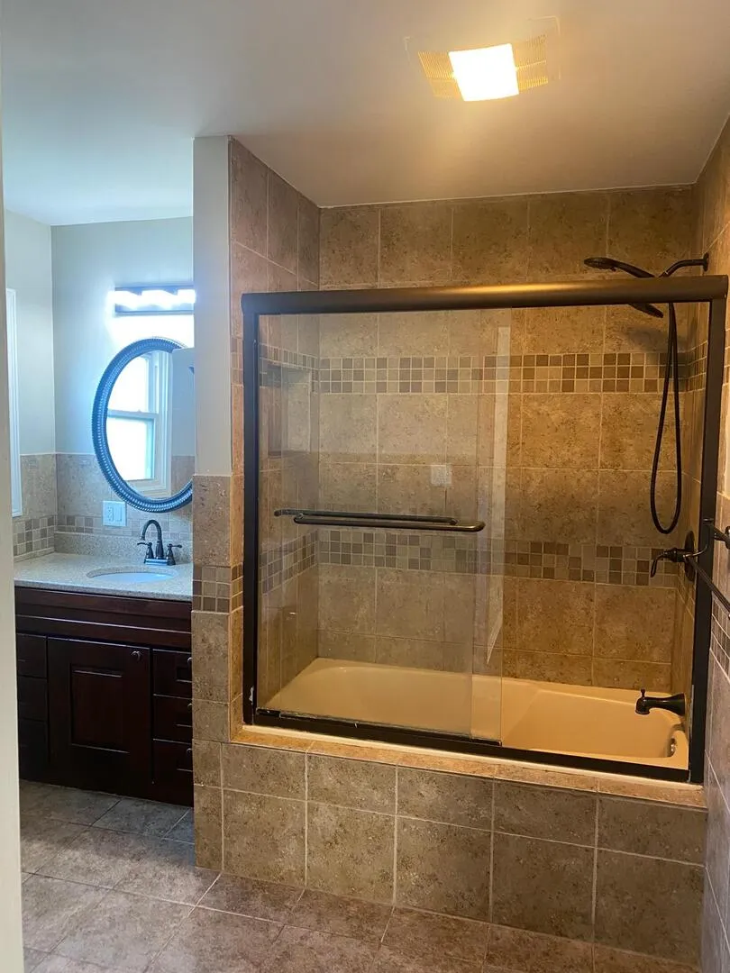 1102 Southbridge Ln, , 60194, USA 60194-Schaumburg-IL