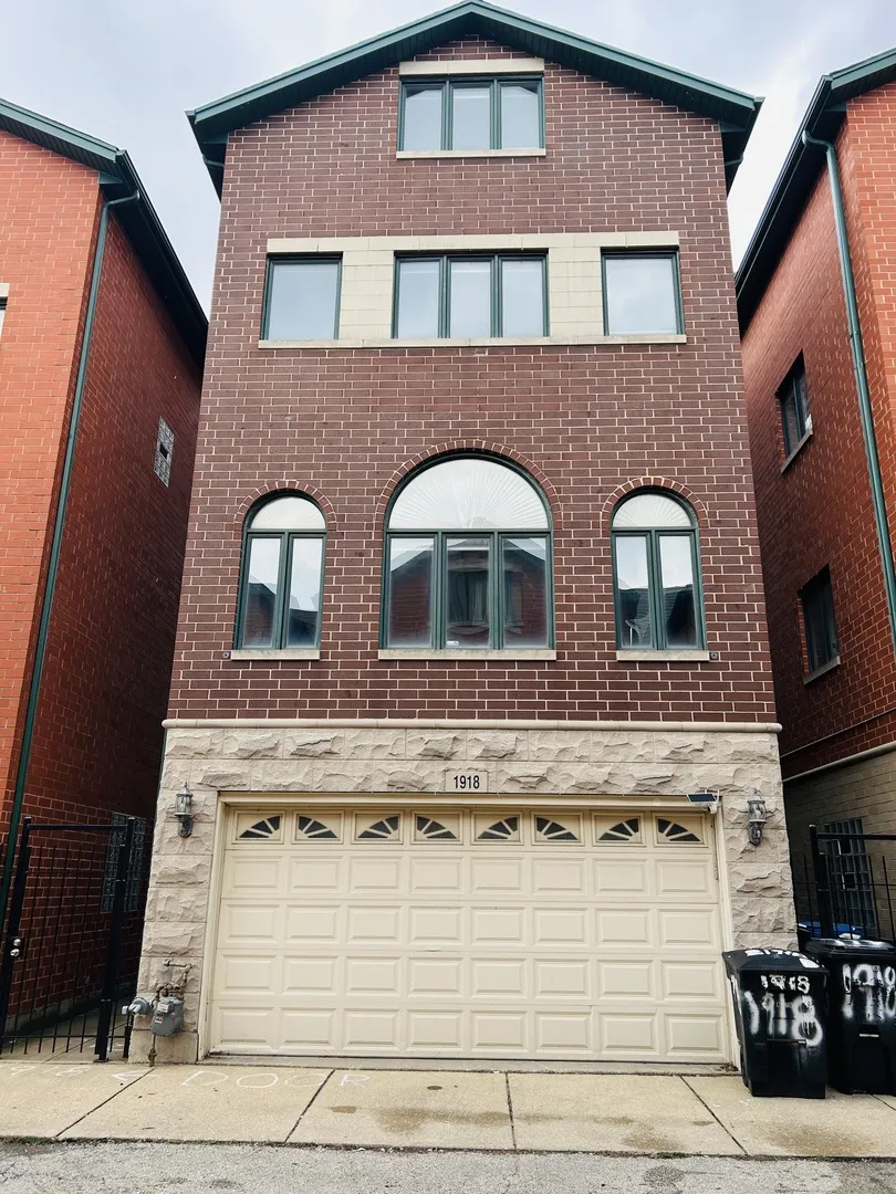 1918 S Louie Pkwy, , 60616, USA 60616-Chicago-IL
