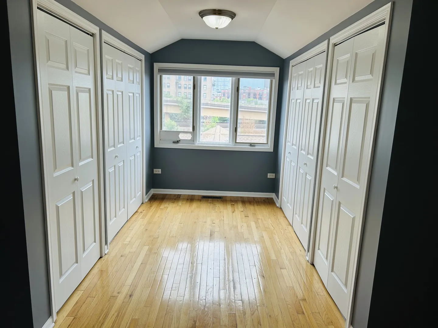 1918 S Louie Pkwy, , 60616, USA 60616-Chicago-IL