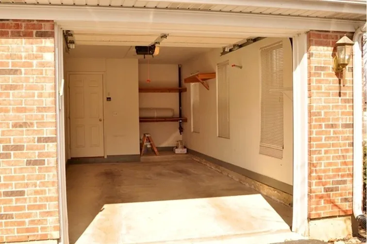 5S560 Paxton Dr, , 60563, USA 60563-Naperville-IL