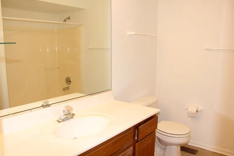 5S560 Paxton Dr, , 60563, USA 60563-Naperville-IL