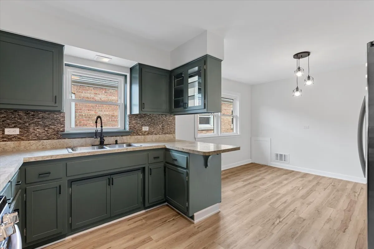11358 S Rockwell St, ,  60655, USA 60655-Chicago-IL