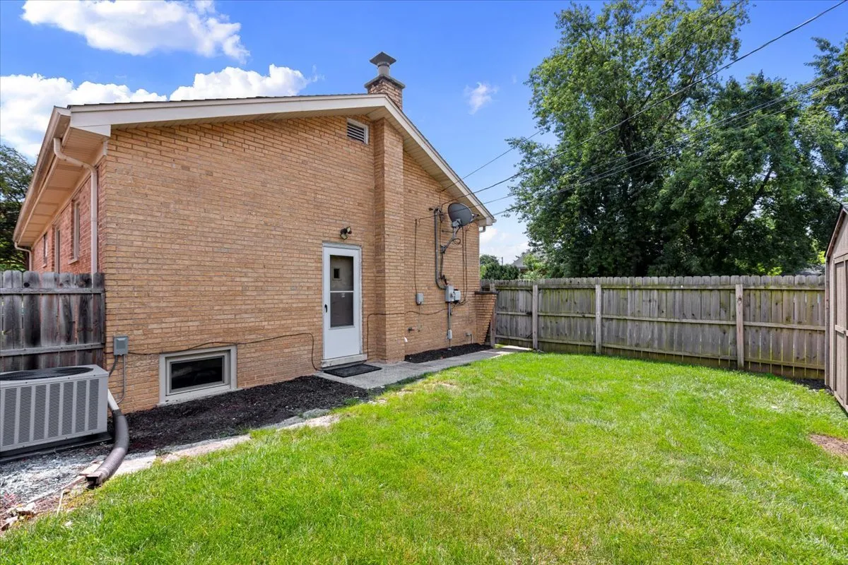 11358 S Rockwell St, ,  60655, USA 60655-Chicago-IL