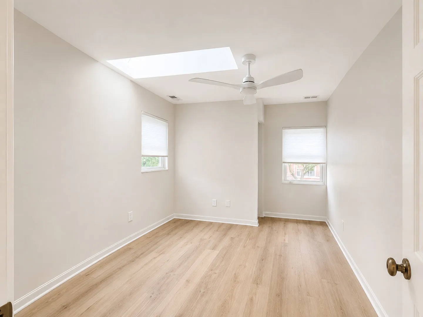 3914 N Mozart St, ,  60618, USA 60618-Chicago-IL