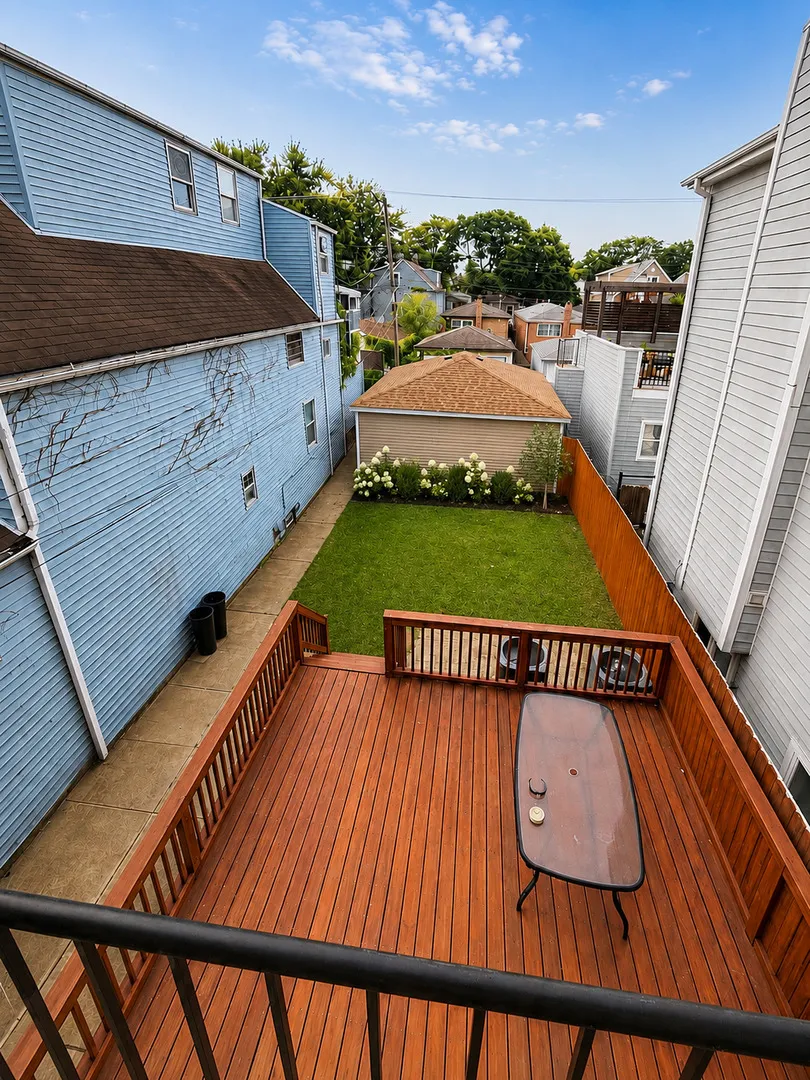 3914 N Mozart St, ,  60618, USA 60618-Chicago-IL