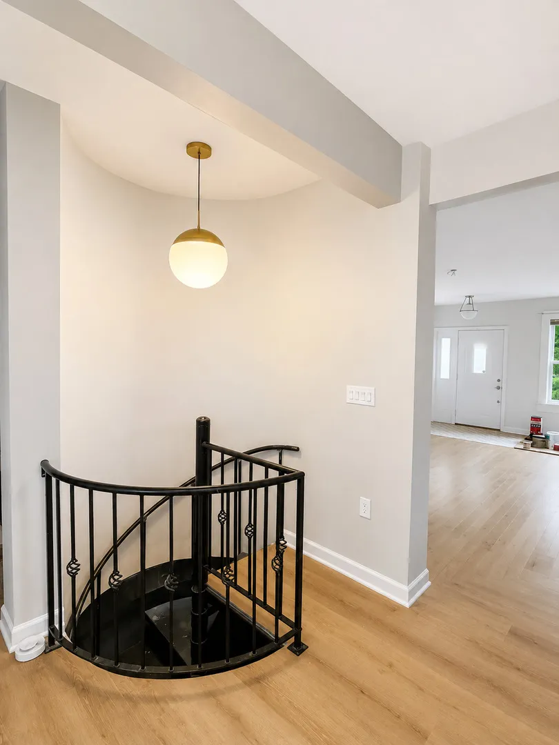 3914 N Mozart St, ,  60618, USA 60618-Chicago-IL