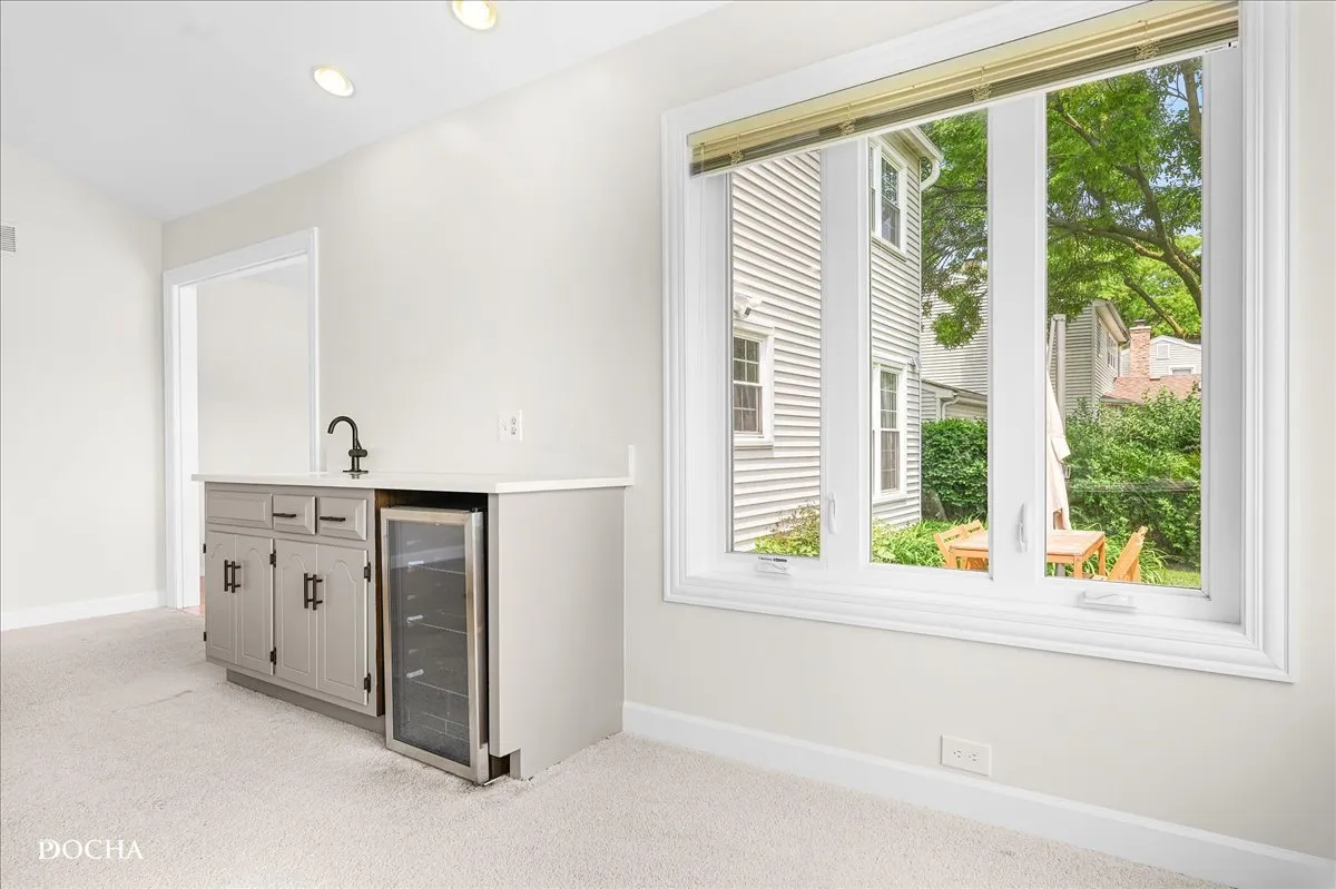 1012 Bainbridge Dr, ,  60563, USA 60563-Naperville-IL