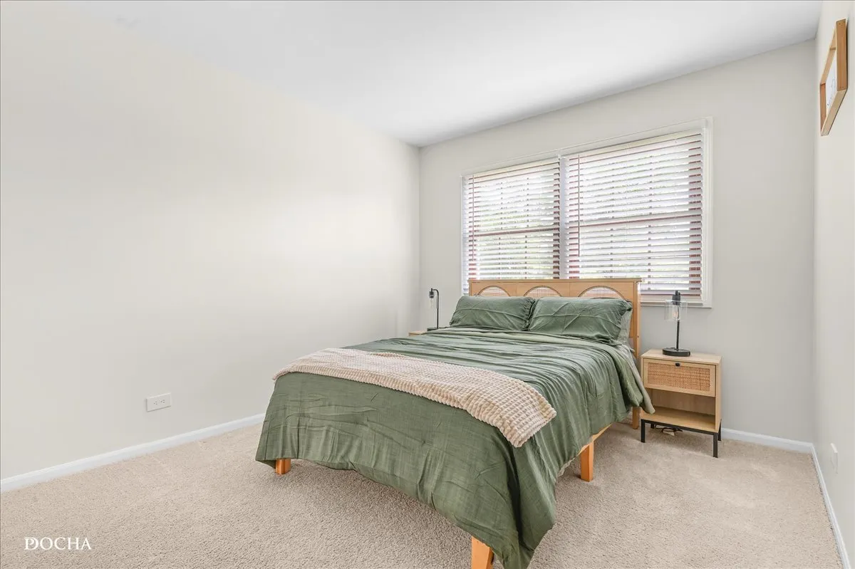1012 Bainbridge Dr, ,  60563, USA 60563-Naperville-IL