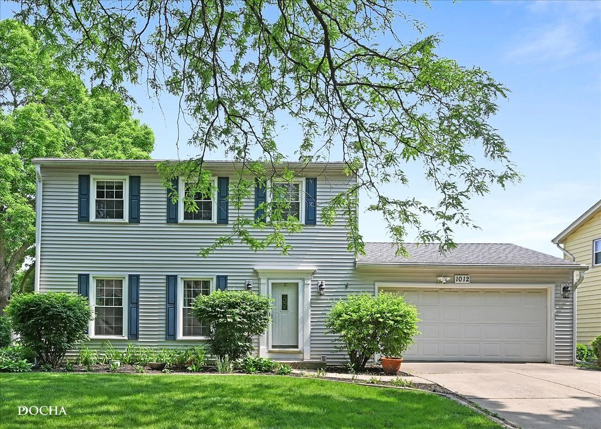 1012 Bainbridge Dr, , 60563, USA 60563-Naperville-IL