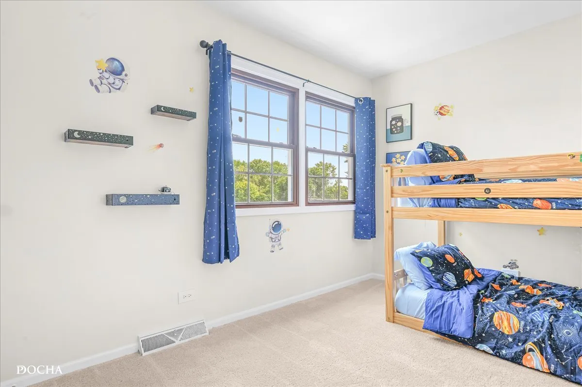 1012 Bainbridge Dr, ,  60563, USA 60563-Naperville-IL