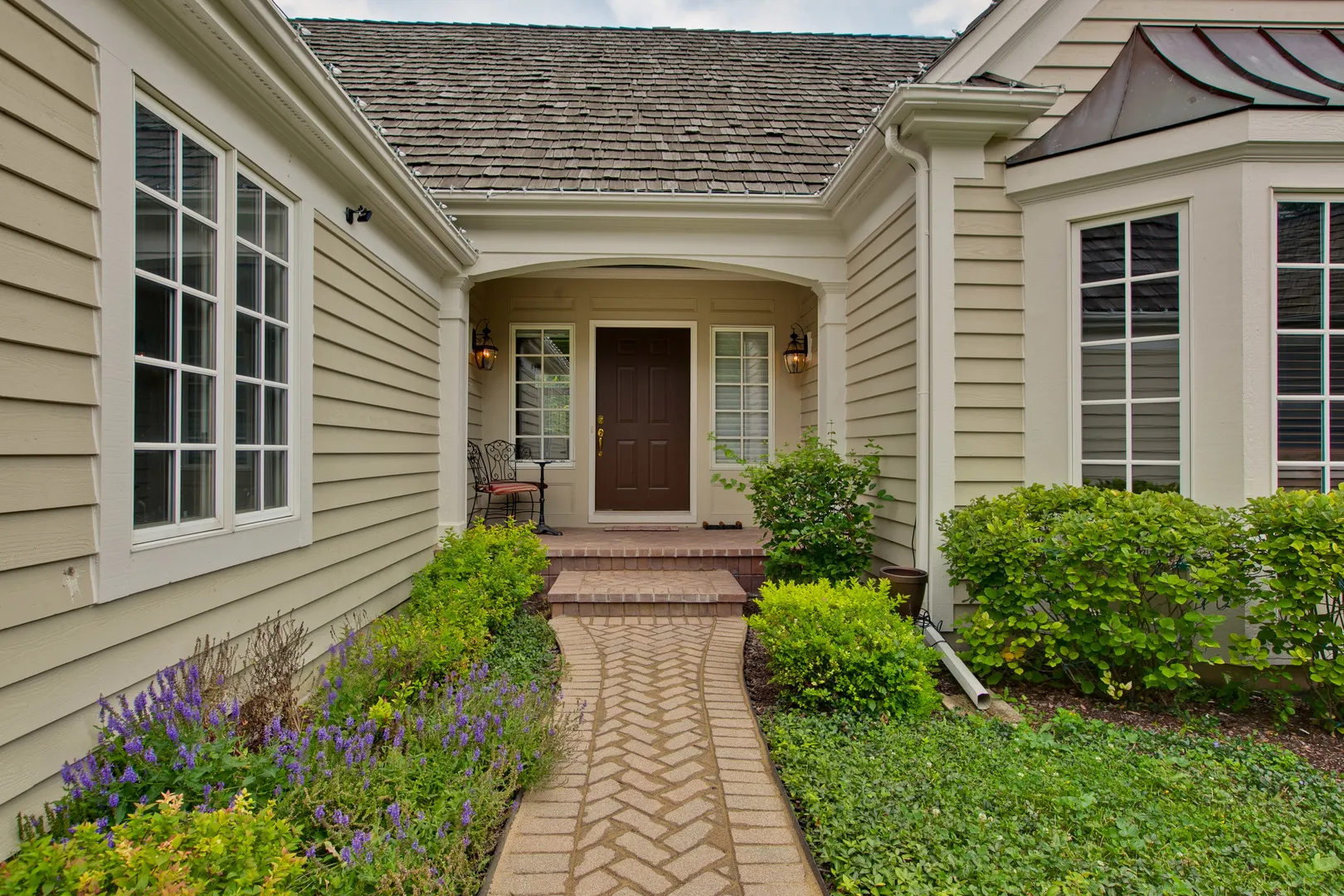 655 S Buckingham Ct, ,  60045, USA 60045-Lake Forest-IL