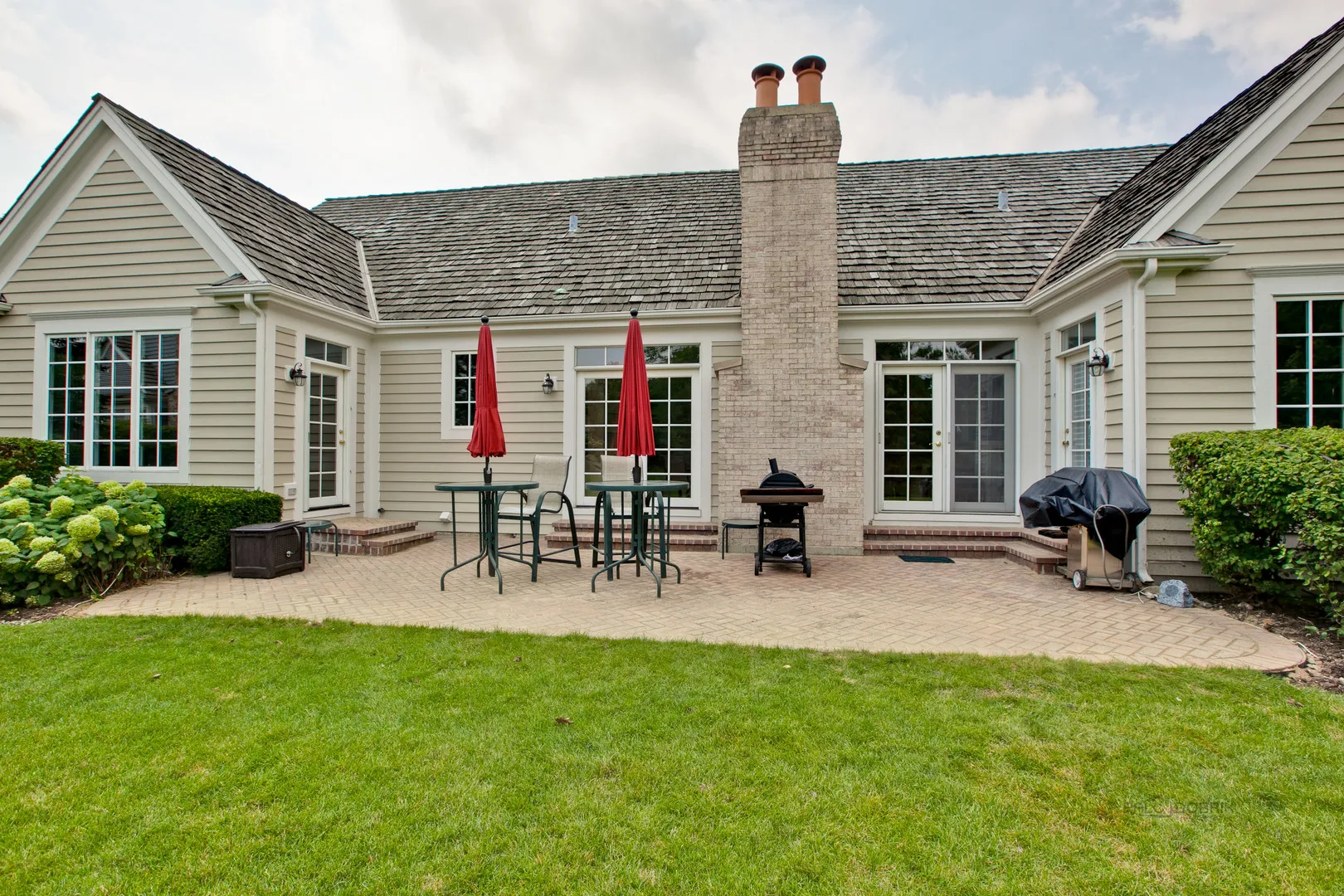 655 S Buckingham Ct, ,  60045, USA 60045-Lake Forest-IL