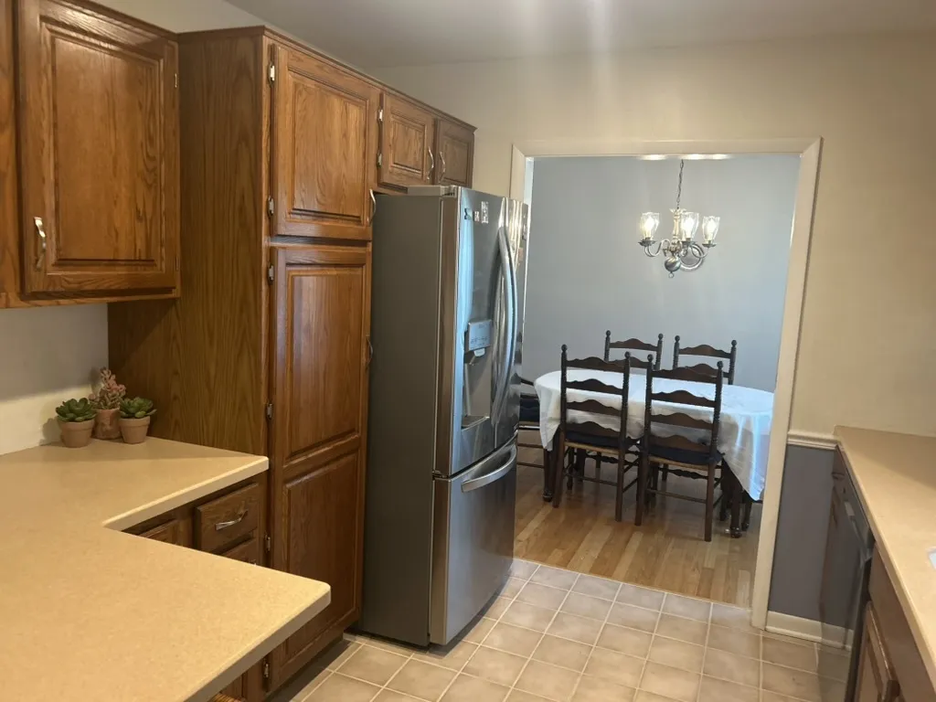 1126 Laurel Ln, ,  60540, USA 60540-Naperville-IL