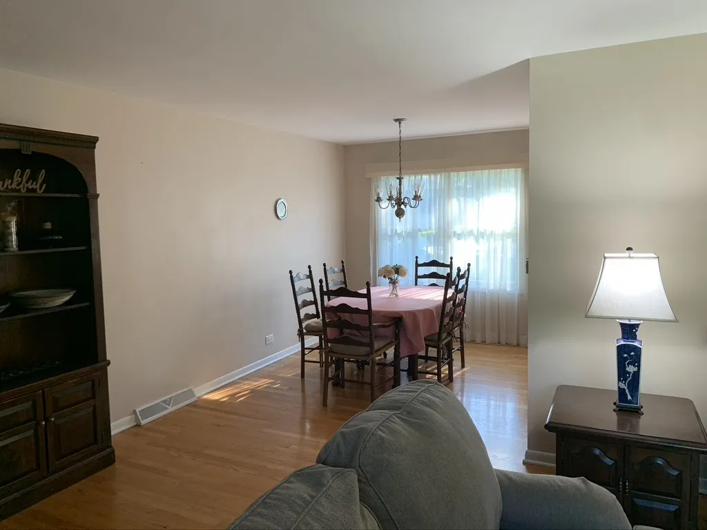 1126 Laurel Ln, ,  60540, USA 60540-Naperville-IL