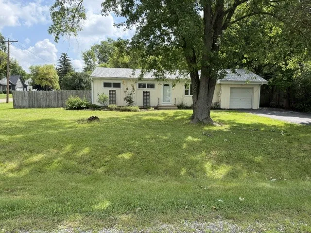 1927 Stoddard Ave, ,  60187, USA 60187-Wheaton-IL