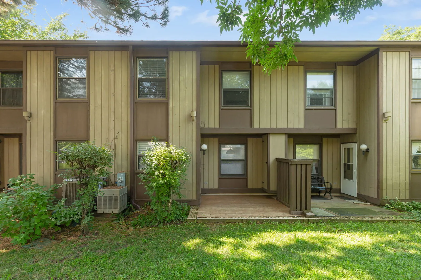 620 N Hough St, , 60010, USA 60010-Barrington-IL