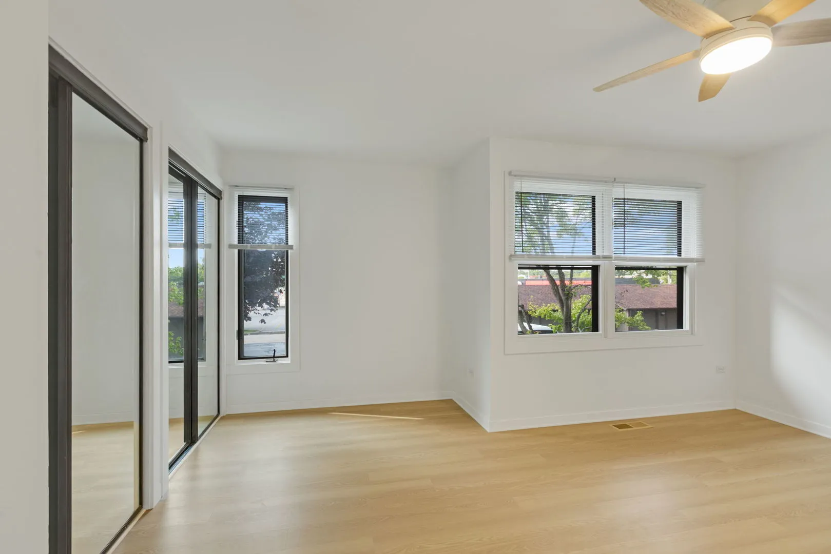 620 N Hough St, , 60010, USA 60010-Barrington-IL