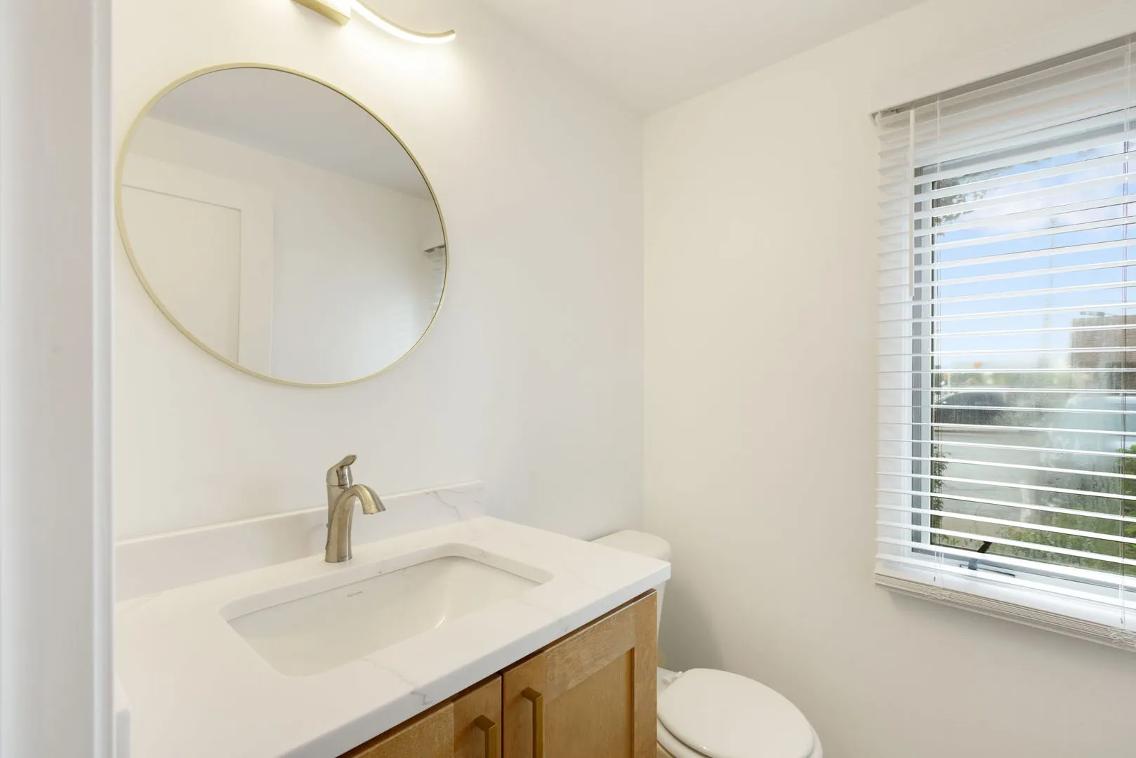 620 N Hough St, , 60010, USA 60010-Barrington-IL
