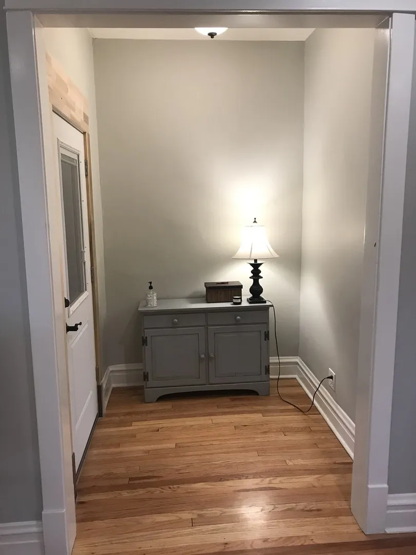 4322 N Leavitt St, , 60618, USA 60618-Chicago-IL