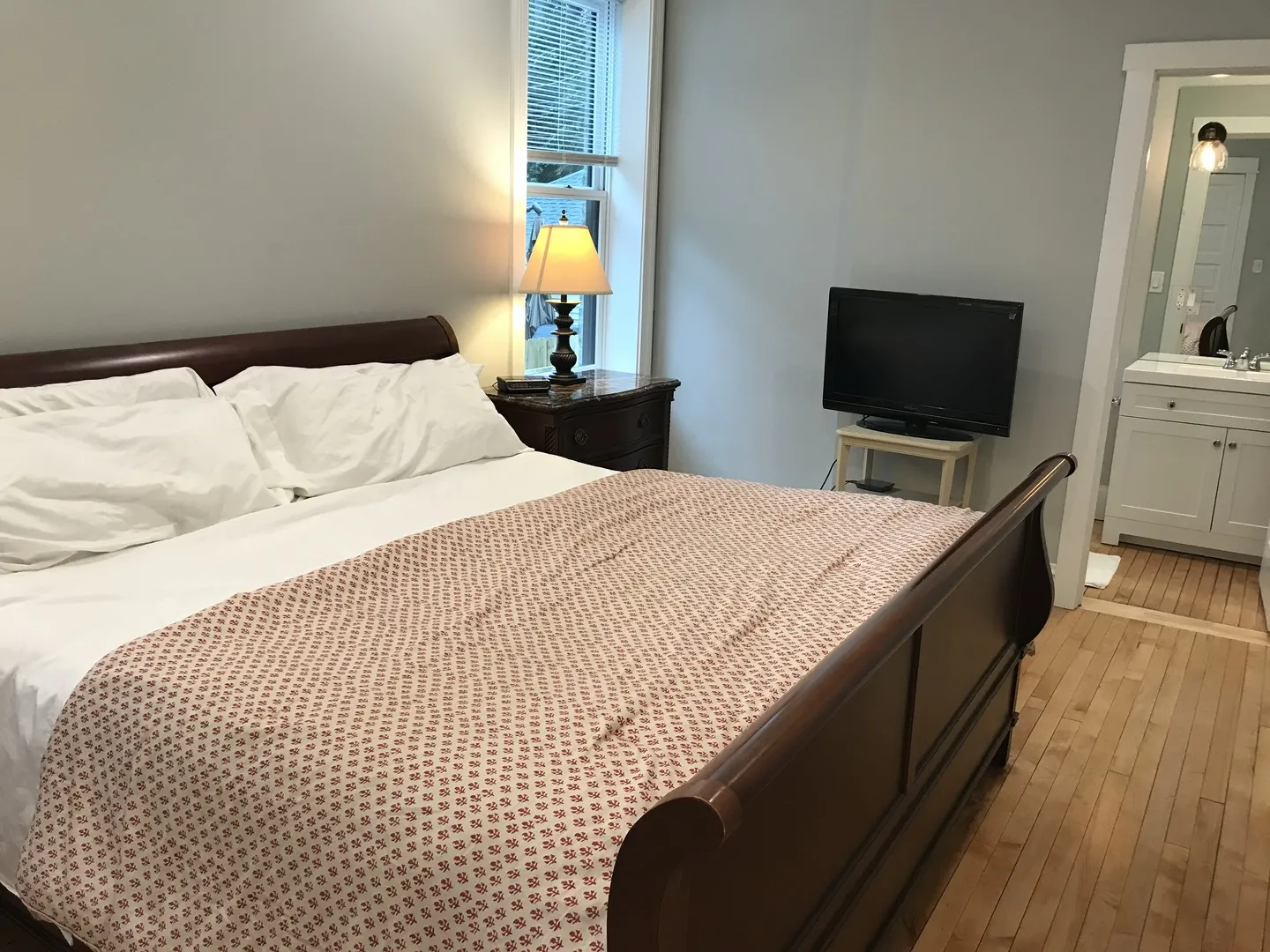 4322 N Leavitt St, , 60618, USA 60618-Chicago-IL