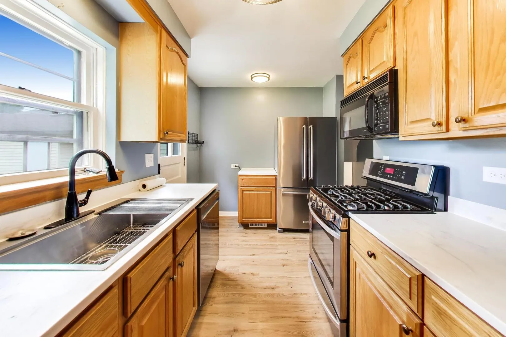 679 Spring Rd, ,  60126, USA 60126-Elmhurst-IL