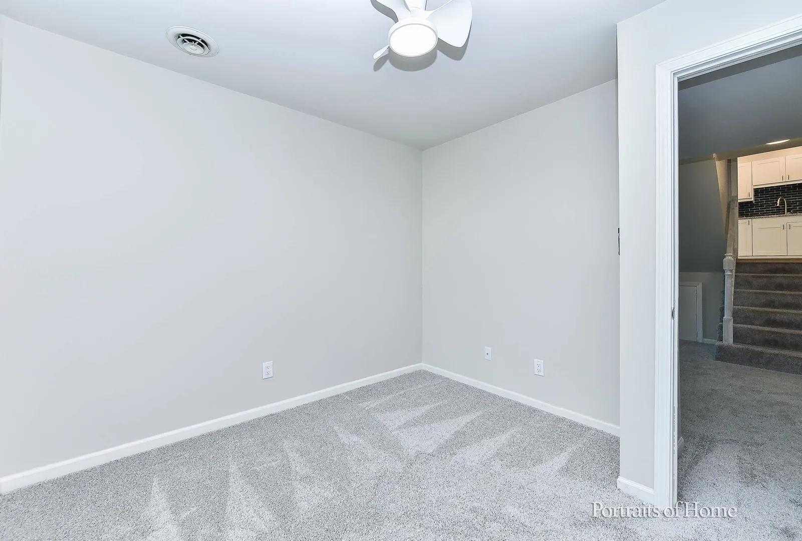 5S480 Campbell Dr, ,  60563, USA 60563-Naperville-IL