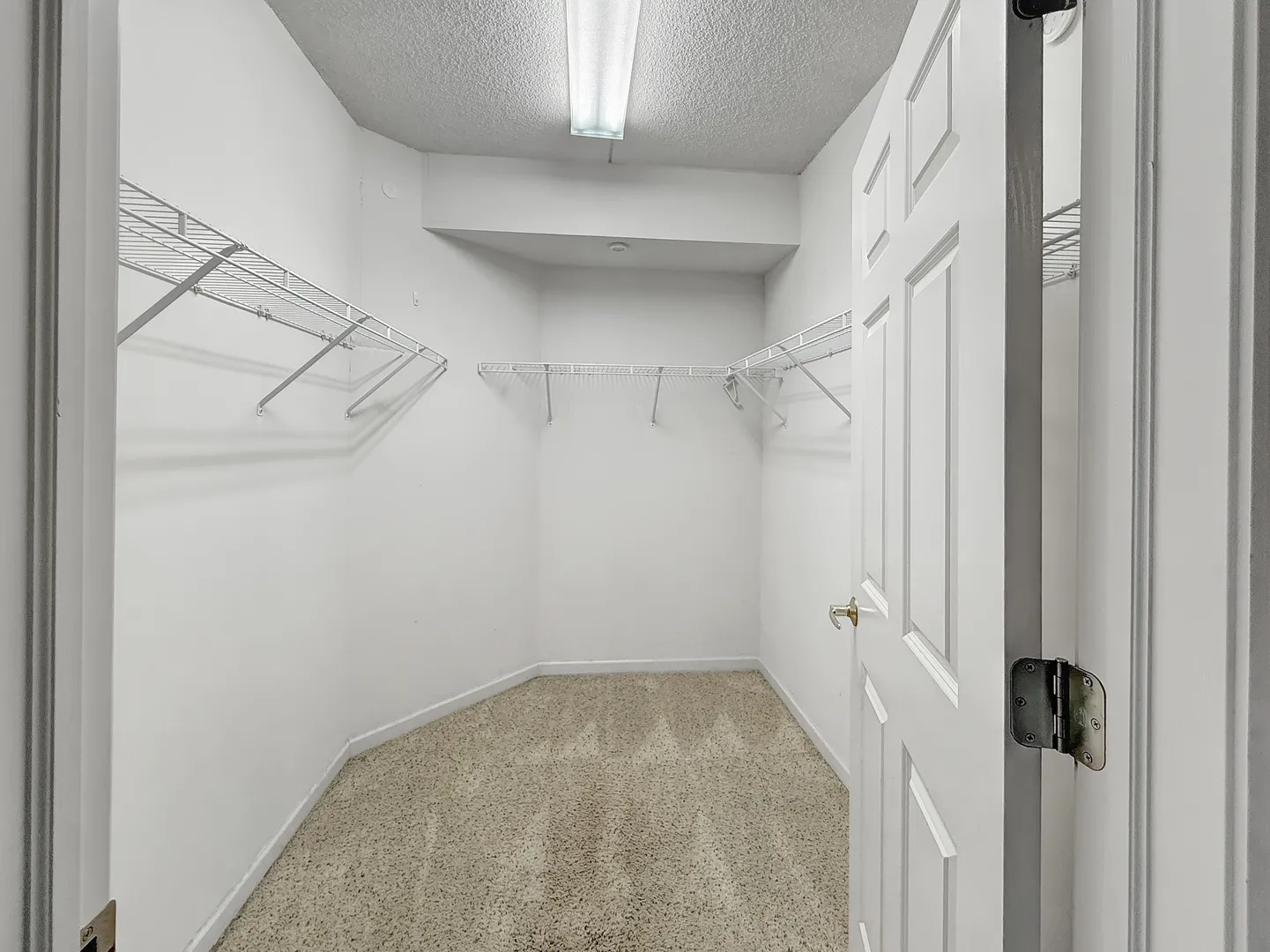 701 W Rand Rd, ,  60004, USA 60004-Arlington Heights-IL