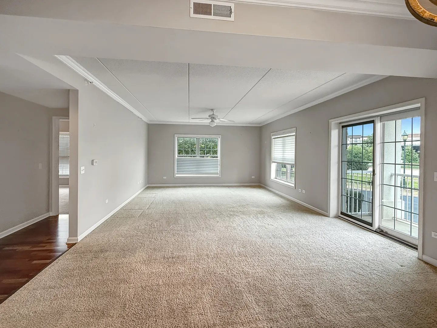 701 W Rand Rd, ,  60004, USA 60004-Arlington Heights-IL