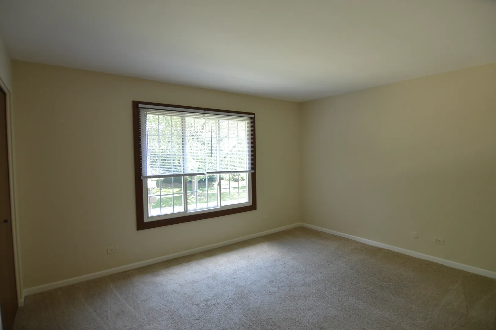 370 S Eastern Ave, , 60010, USA 60010-Barrington-IL