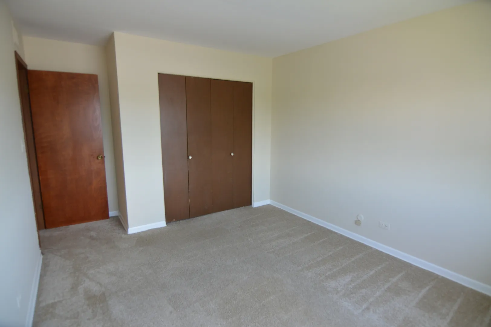 370 S Eastern Ave, , 60010, USA 60010-Barrington-IL