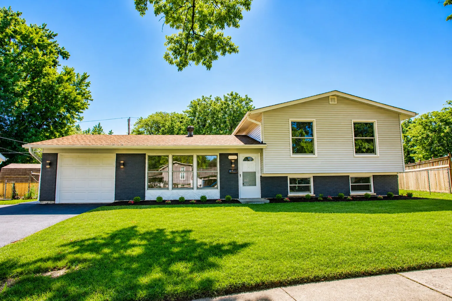 7777 Ramsgate Cir S, ,  60133, USA 60133-Hanover Park-IL