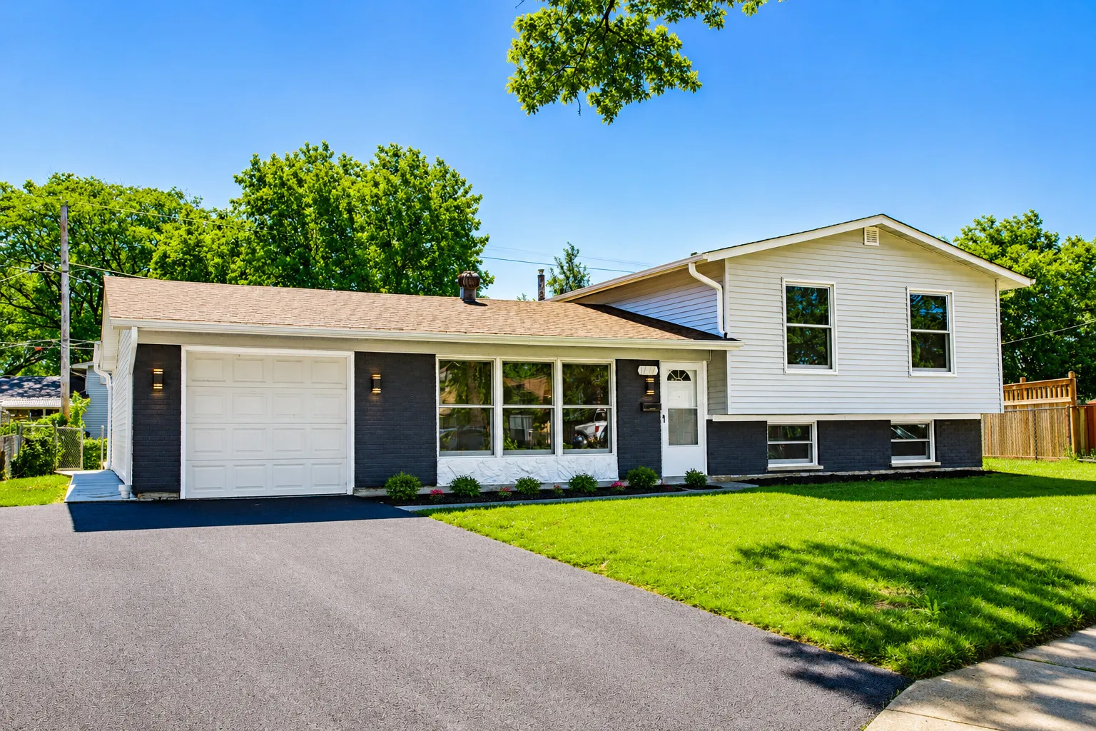 7777 Ramsgate Cir S, ,  60133, USA 60133-Hanover Park-IL
