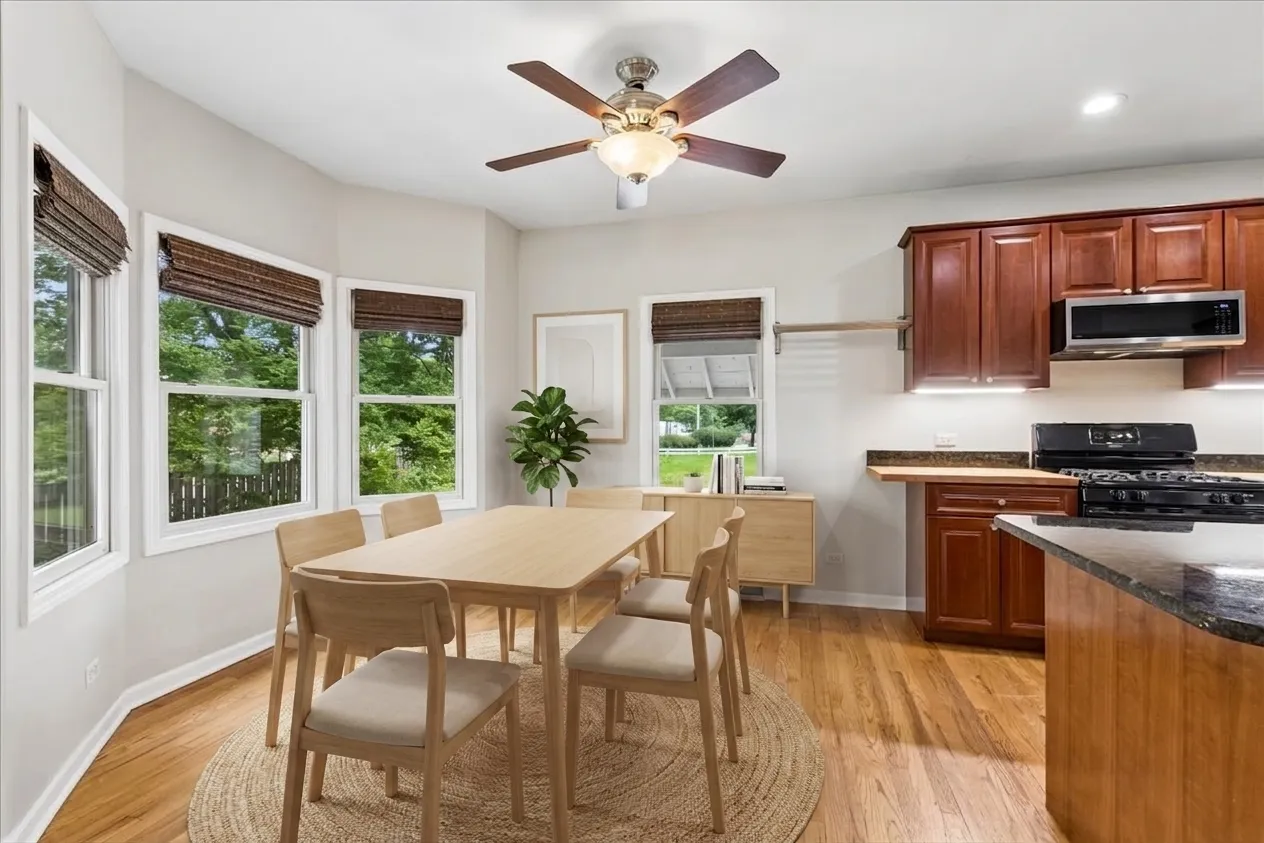 255 N Happ Rd, , 60093, USA 60093-Northfield-IL