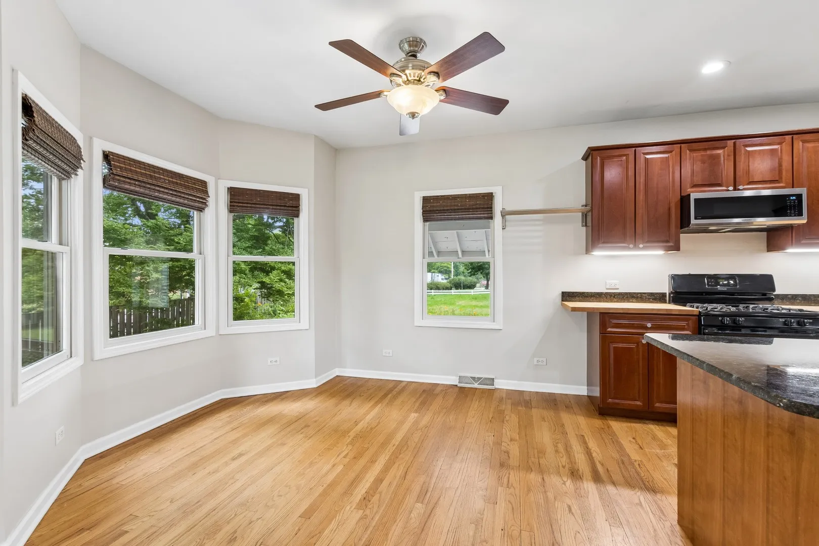 255 N Happ Rd, , 60093, USA 60093-Northfield-IL