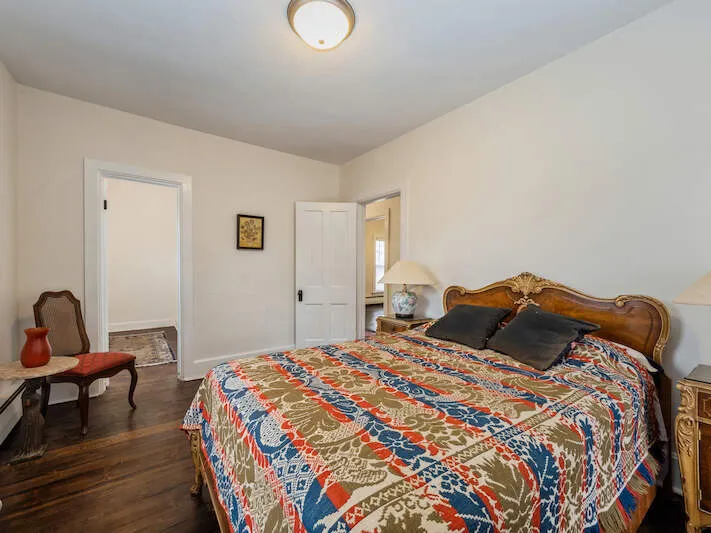 209 W Main St, ,  60010, USA 60010-Barrington-IL