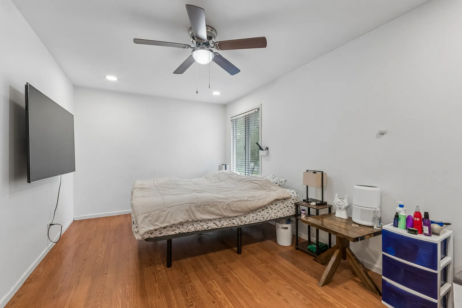 298 Danbury Dr, , 60565, USA 60565-Naperville-IL