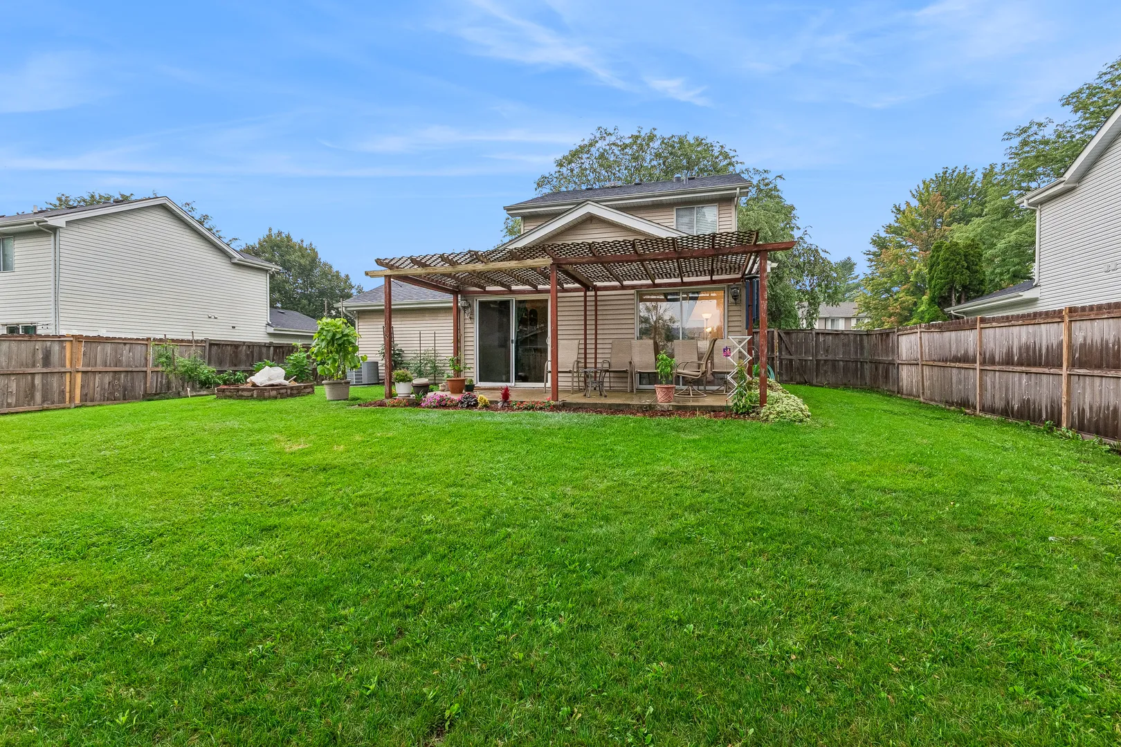 298 Danbury Dr, , 60565, USA 60565-Naperville-IL