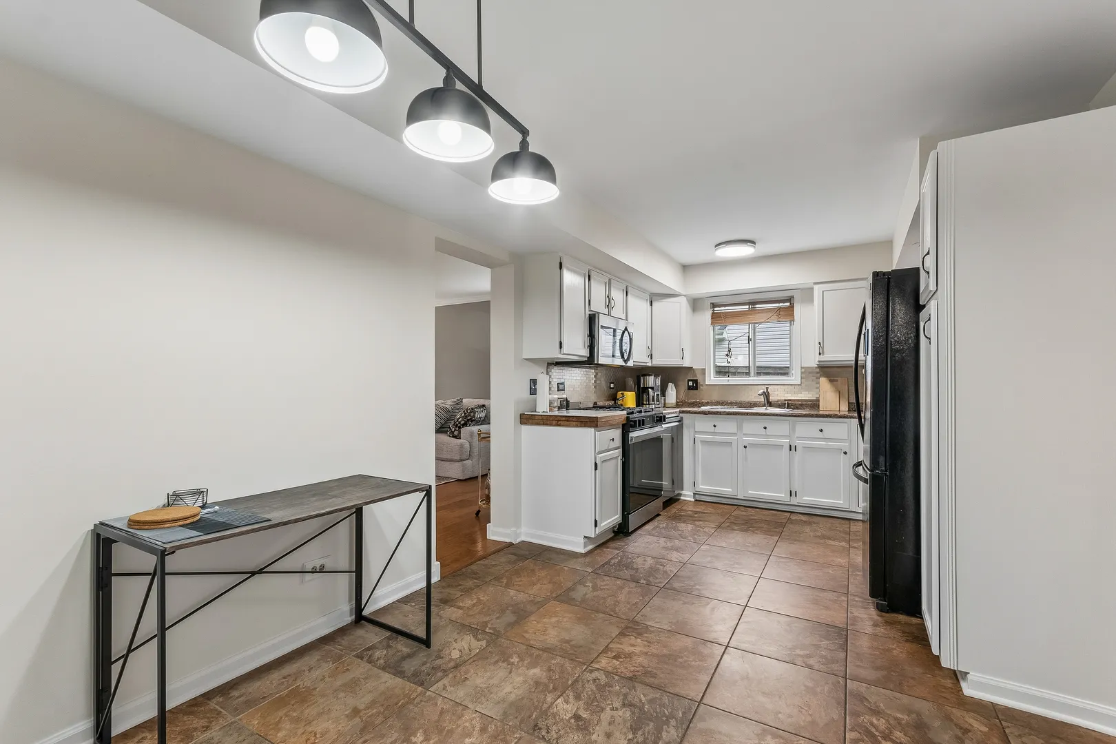 298 Danbury Dr, , 60565, USA 60565-Naperville-IL