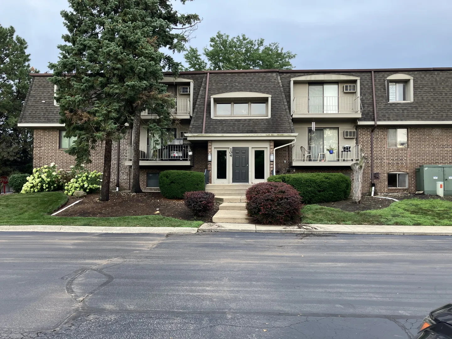 104 E Bailey Rd, , 60565, USA 60565-Naperville-IL