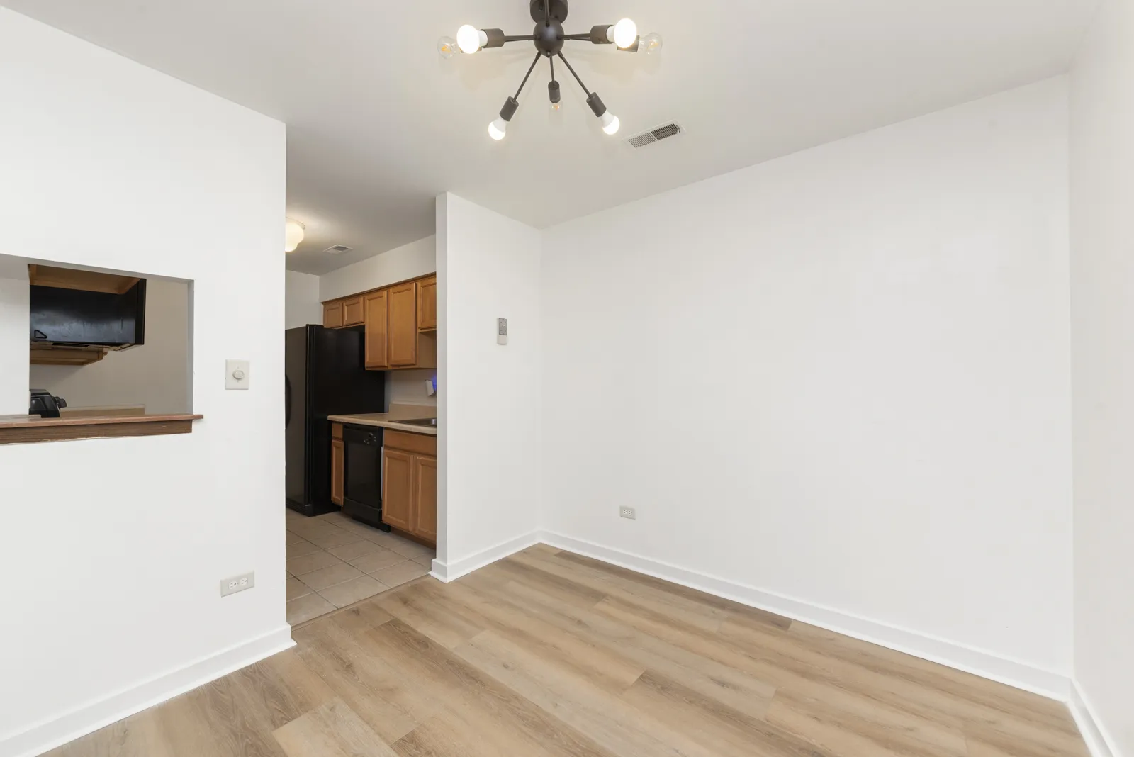 1420 Stonebridge Cir, , 60189, USA 60189-Wheaton-IL