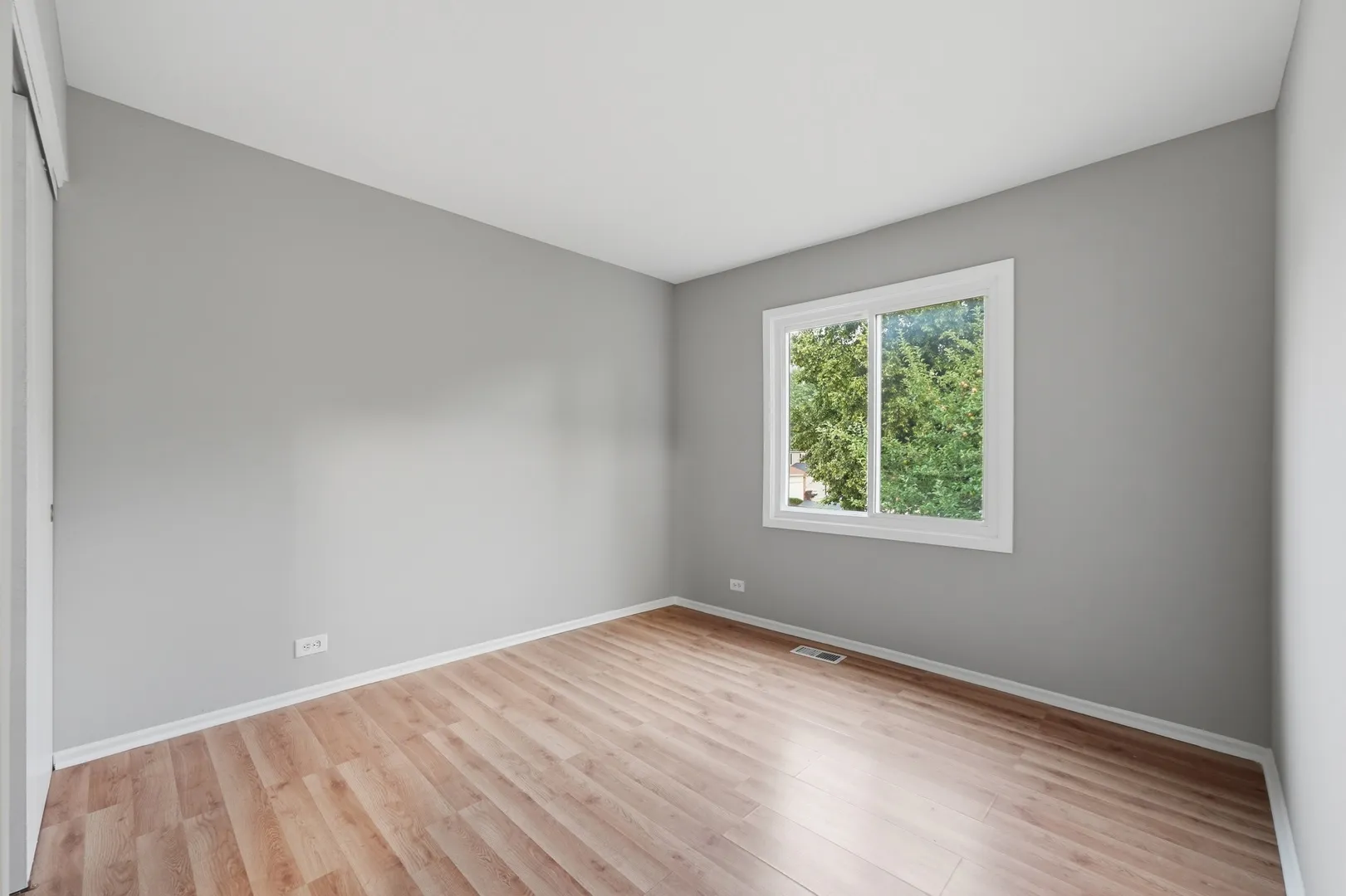 5039 Chambers Dr, , 60010, USA 60010-Hoffman Estates-IL