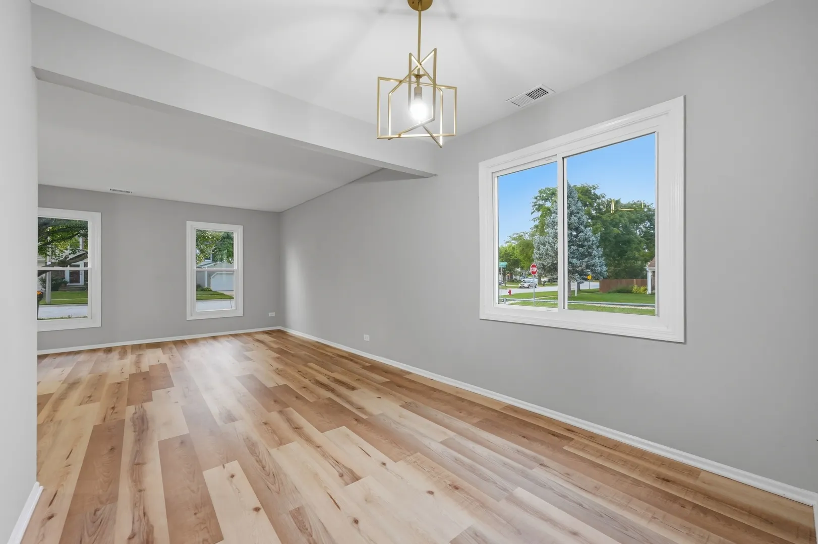 5039 Chambers Dr, , 60010, USA 60010-Hoffman Estates-IL