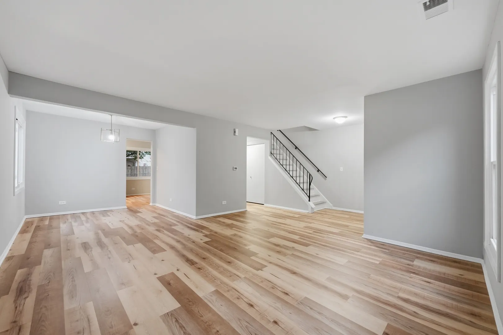 5039 Chambers Dr, , 60010, USA 60010-Hoffman Estates-IL