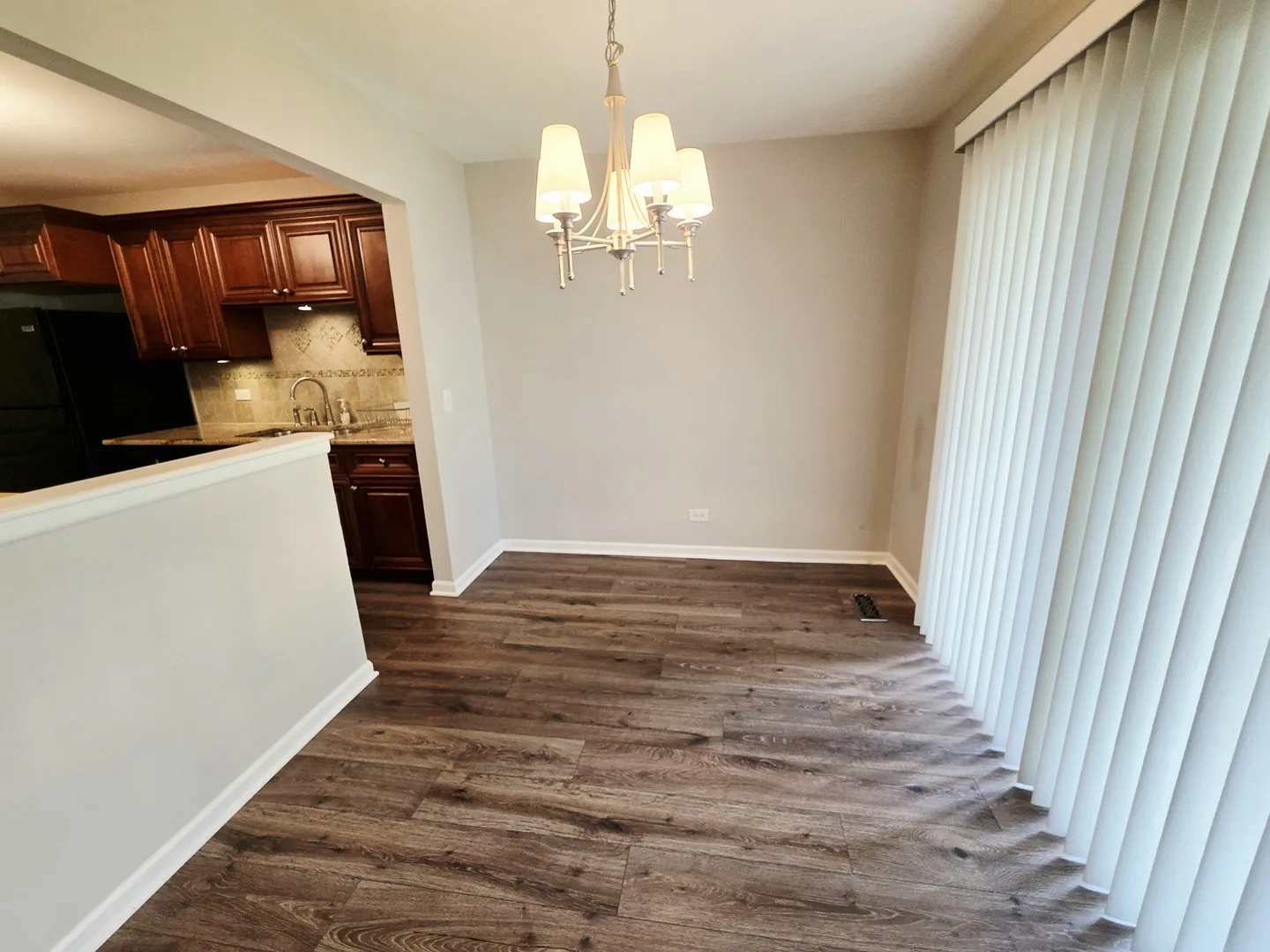 349 Newgate Ct, , 60193, USA 60193-Schaumburg-IL