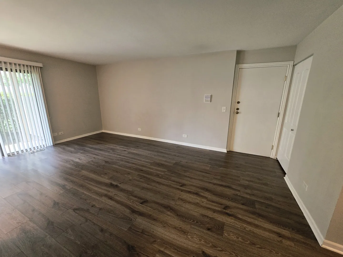 349 Newgate Ct, , 60193, USA 60193-Schaumburg-IL