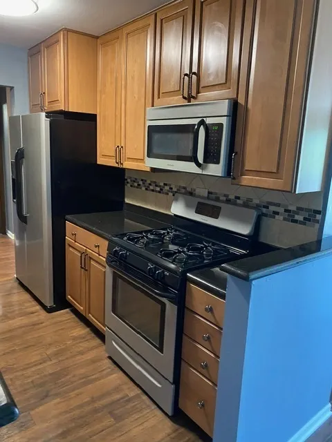 8970 N Parkside Ave, ,  60016, USA 60016-Des Plaines-IL