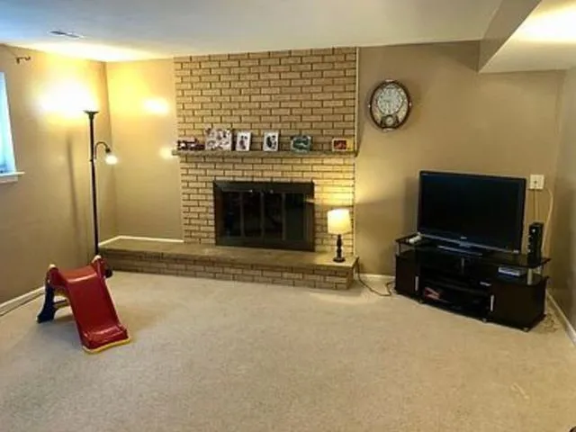 716 Kemah Ln, ,  60193, USA 60193-Schaumburg-IL