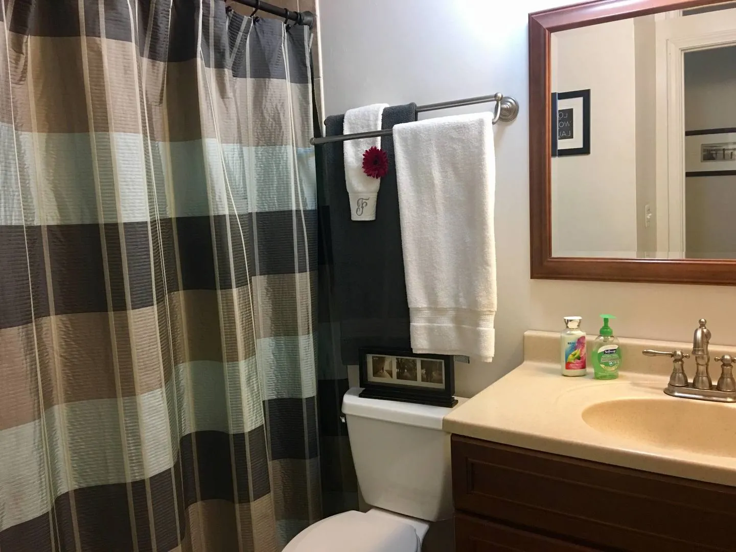 716 Kemah Ln, ,  60193, USA 60193-Schaumburg-IL